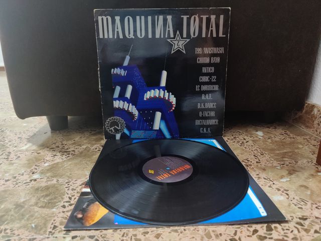 Vinilo Maquina Total 2