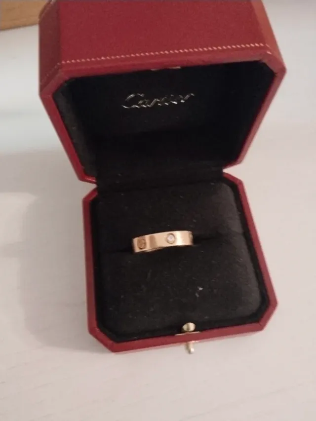 Alianza Cartier Love 3 diamantes con papeles. 