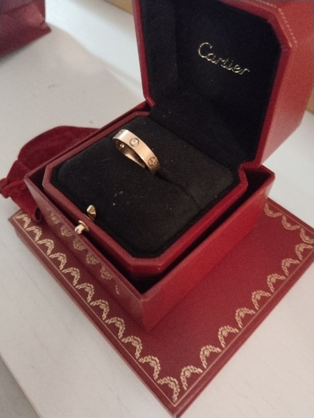 Alianza Cartier Love 3 diamantes con papeles. 