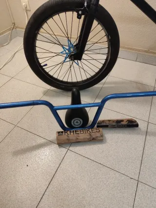 BMX KHE SILENCER 20" 9,9KG