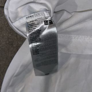 T-shirt UNIQLO JUJUTSU KAISEN Size S Satoru gojo