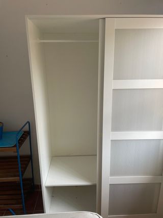 Guardaroba bianco 120x190x58 con porte scorrevoli