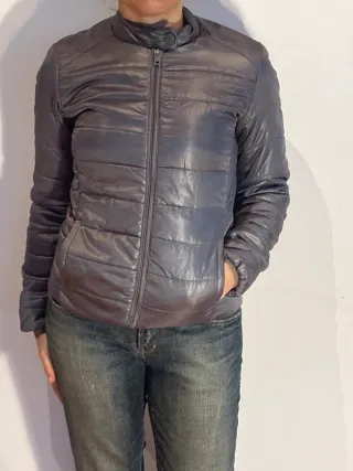 Chaqueta acolchada gris marca Terranova