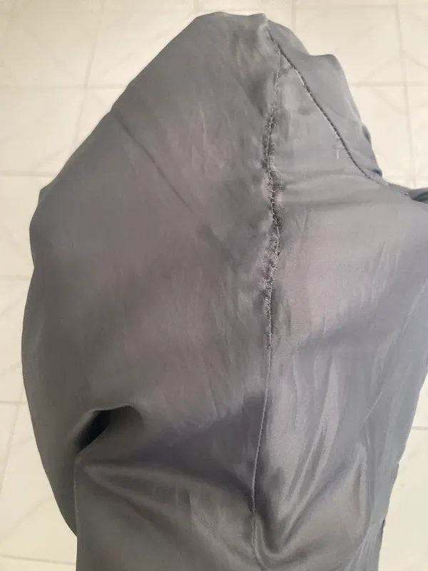 Chaqueta acolchada gris marca Terranova