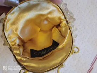 Bolso de fiesta pedrería dorado