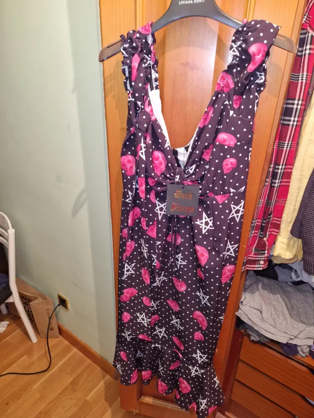 Vestido calaveras y estrellas talla L
