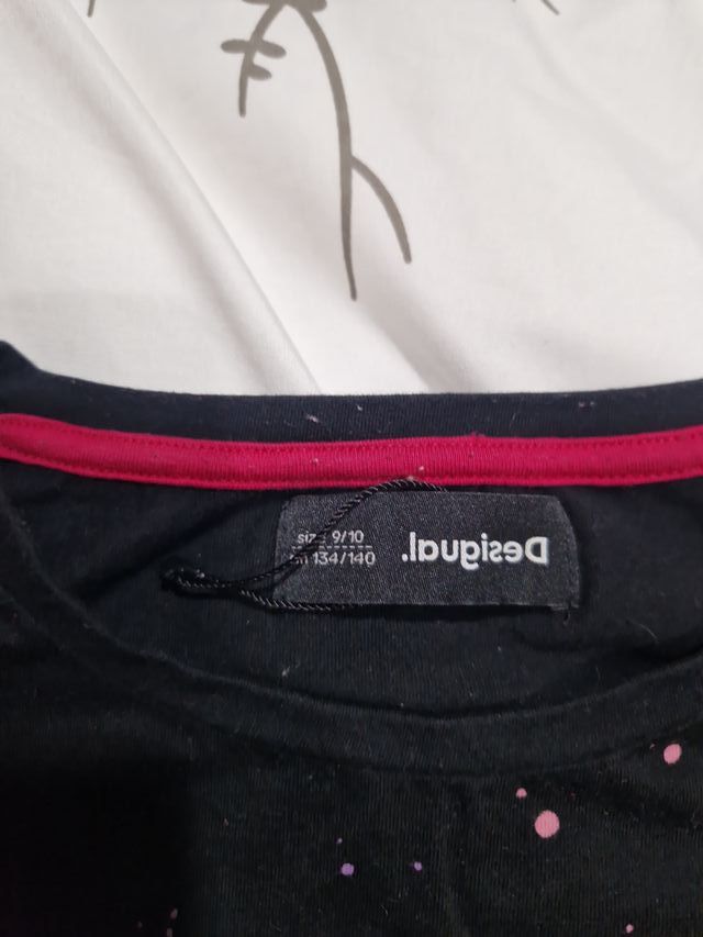 Camiseta Desigual Corazón Lentejuelas Talla 9-10