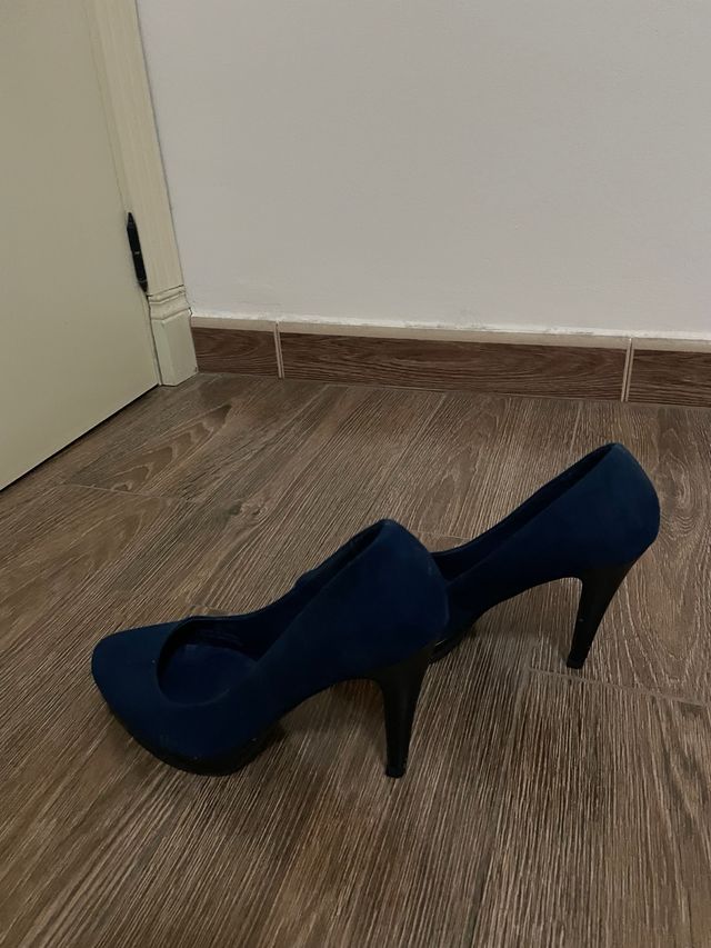 Zapatos de tacón azul