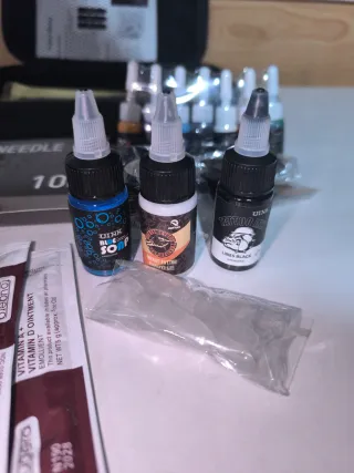 Maquina para tatuar inalámbrica y accesorios