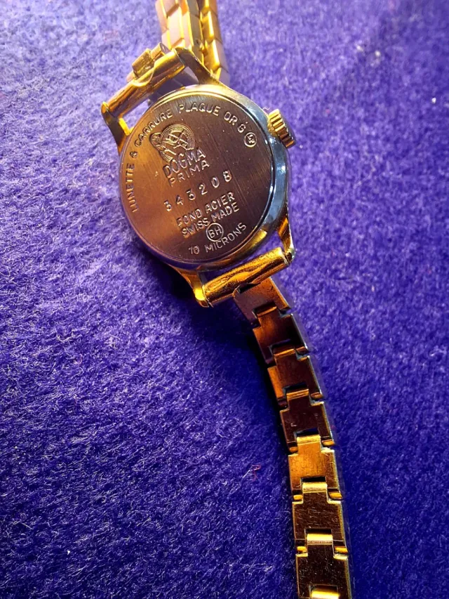 Reloj Dogma 20mm bañado oro 18k 10 micras cuerda
