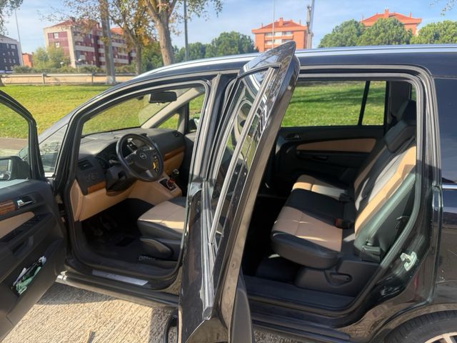 Opel Zafira 1.9 CD ti 150 CV COSMO  7 plazas