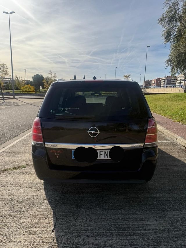 Opel Zafira 1.9 CD ti 150 CV COSMO  7 plazas