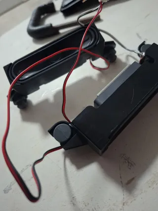 Altavoces TV Plana Negros