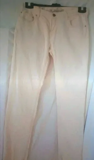 Pantalones pitillo Zara beige