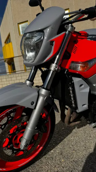Suzuki GSR 600 2006