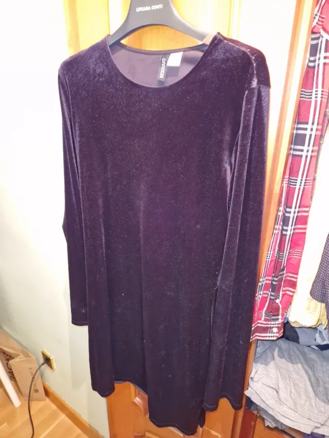 Vestido de terciopelo negro