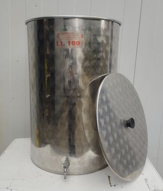 Depósito Acero Inox 100L con Grifo