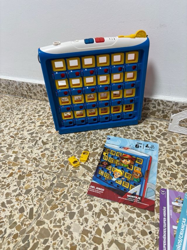 Juego ¿Quién es Quién? Extra Electrónico