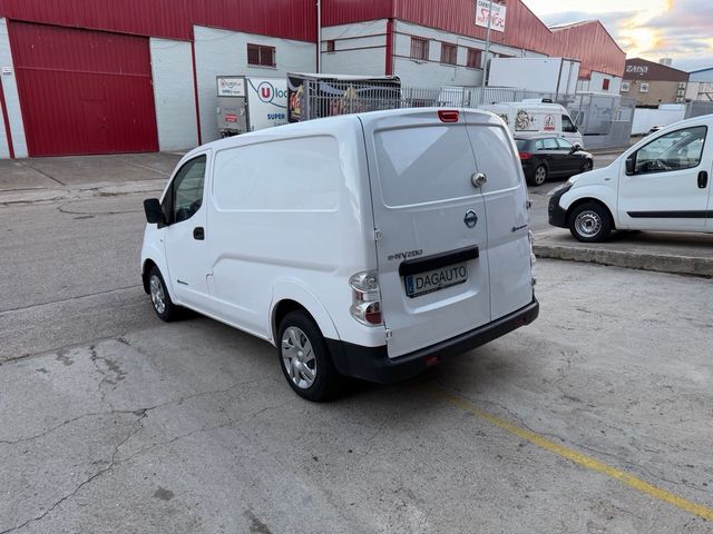 Nissan NV200 2021
