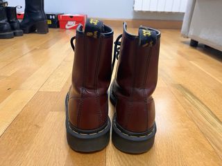 Botas Dr Martens Granates Talla 38