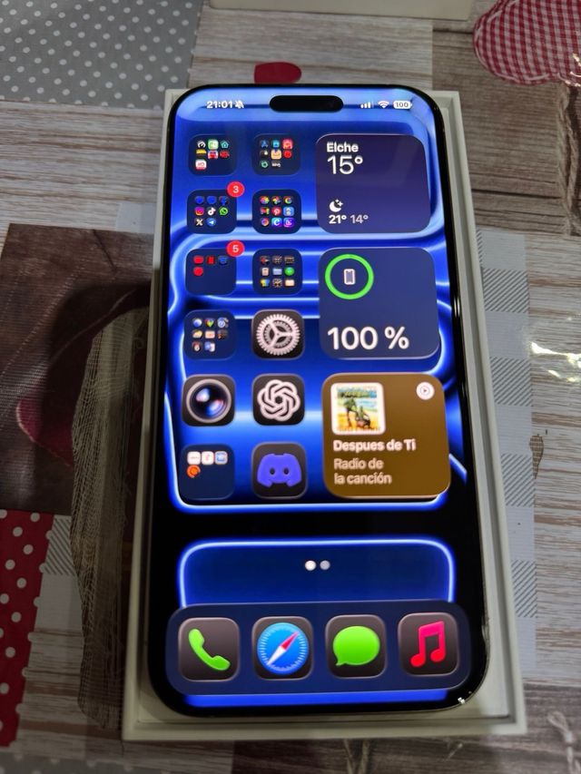 iPhone 16 Pro Max Titanio Natural