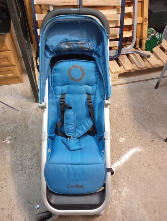 Carro de paseo azul Emotion