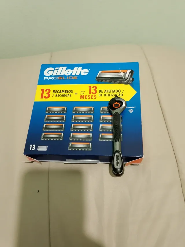 Gillette Proglide 13 Recambios + Mango