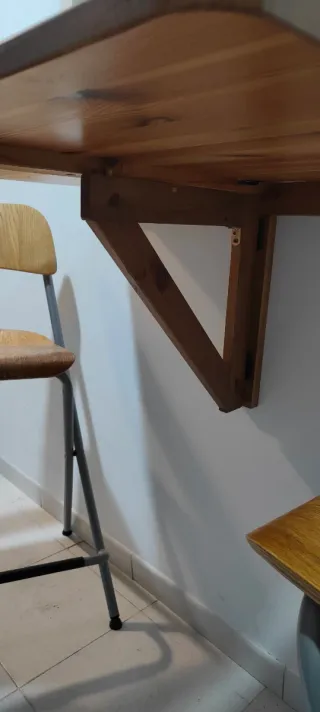 Mesa plegable madera y metal con sillas