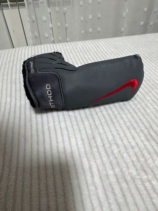 Funda palo de Golf. Headcover Nike Method Converge