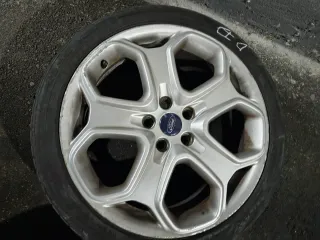 Llantas Ford en 18, de 5 tornillos originales