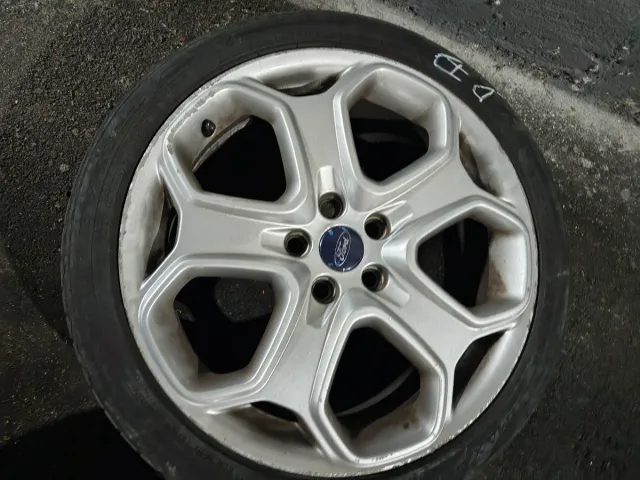 Llantas Ford en 18, de 5 tornillos originales