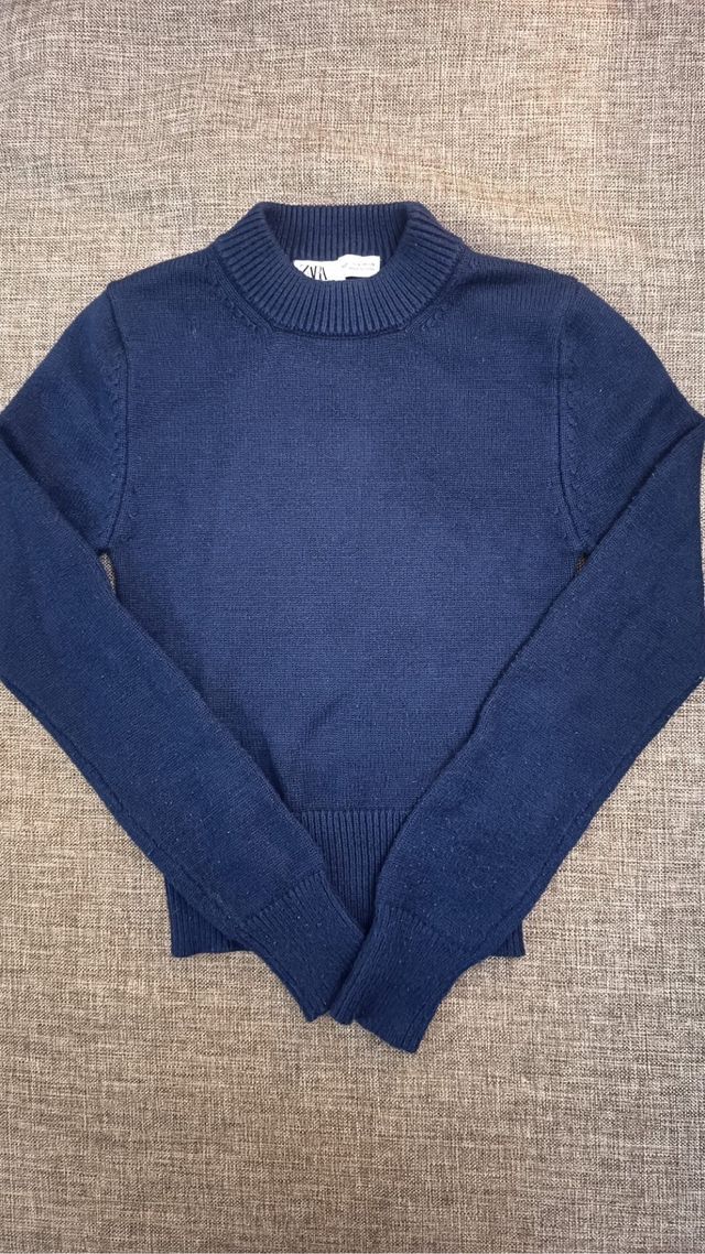 Jersey azul cuello alto Zara