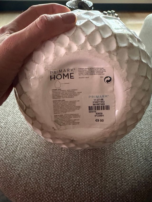 Jarrón beige Primark