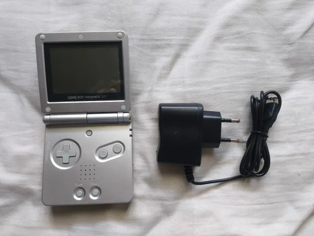 Gameboy Advance SP (001) Cinza