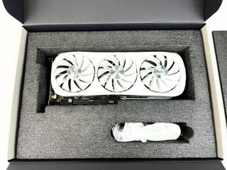 Tarjeta Gráfica ZOTAC GeForce RTX 4080