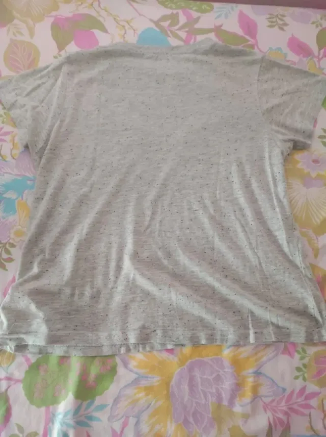 Camiseta Stitch Manga Corta Gris