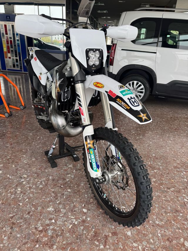 Husqvarna TE250i 2022.