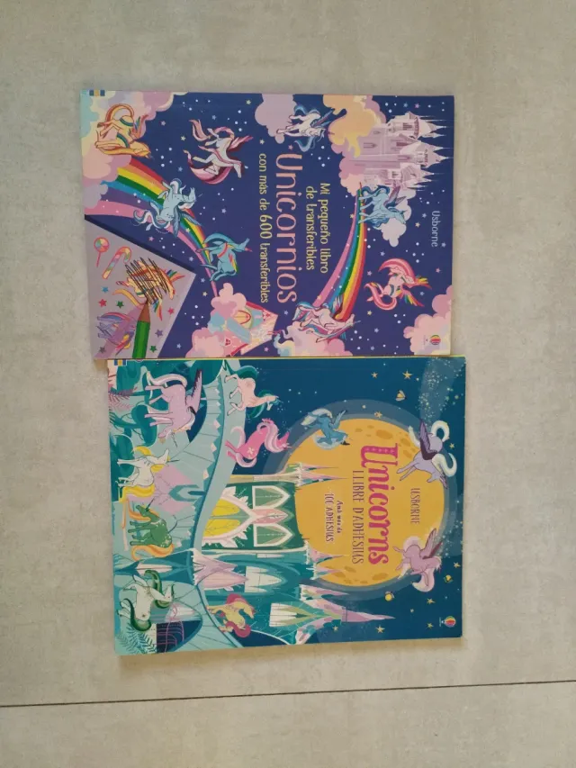 Puzzle 100 piezas unicornios y arcoíris + libros