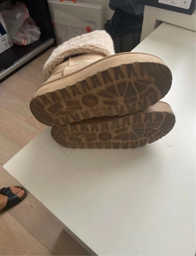 Stivaletti bimba pelliccia beige tg 34