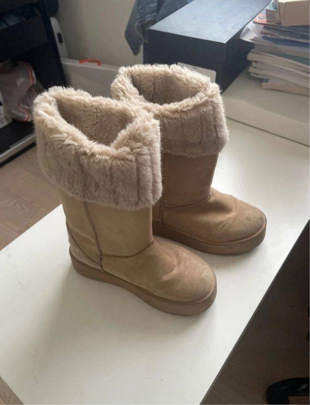 Stivaletti bimba pelliccia beige tg 34