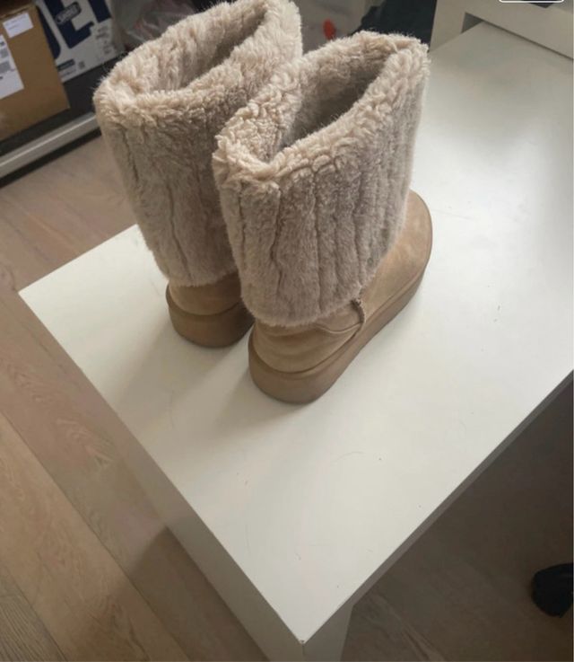 Stivaletti bimba pelliccia beige tg 34