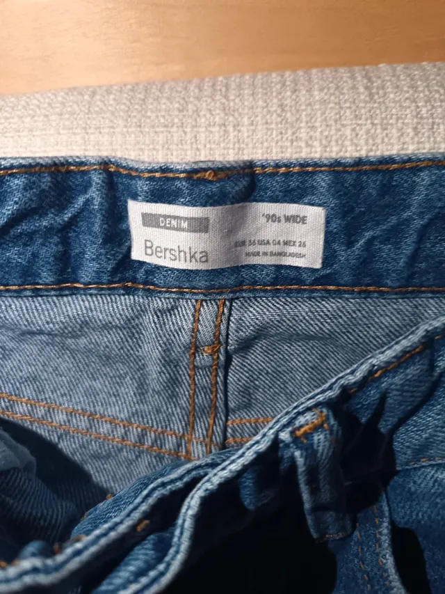 Vaqueros Bershka Talla 36 Rectos Desgastados