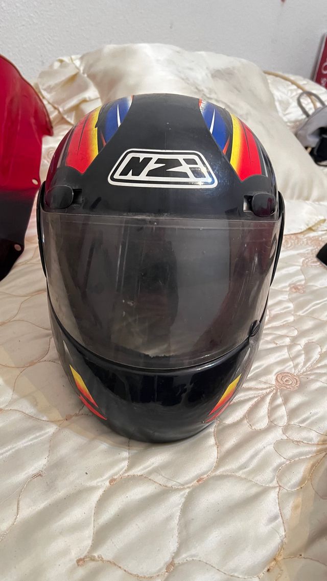 Casco NZI Negro con Visera