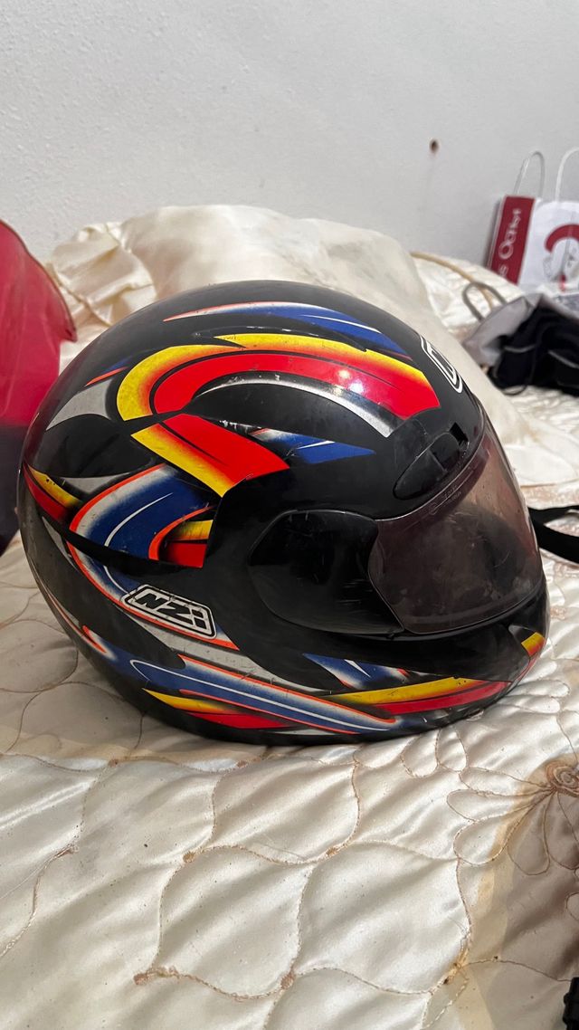 Casco NZI Negro con Visera