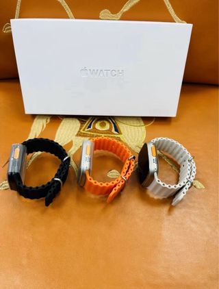 Apple Watch Ultra (Negro, Naranja, Blanco)