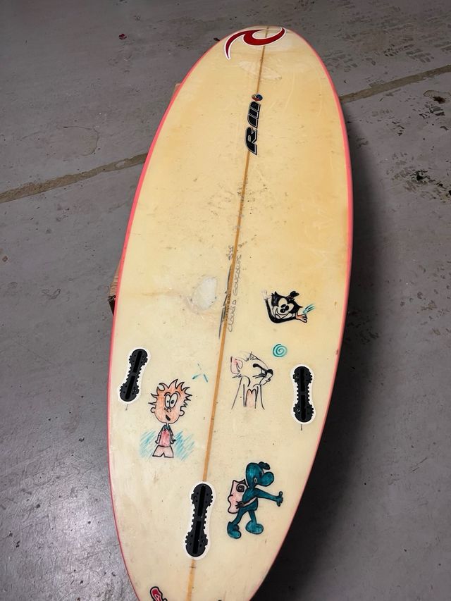 Tabla de surf 5'11 con diseño
