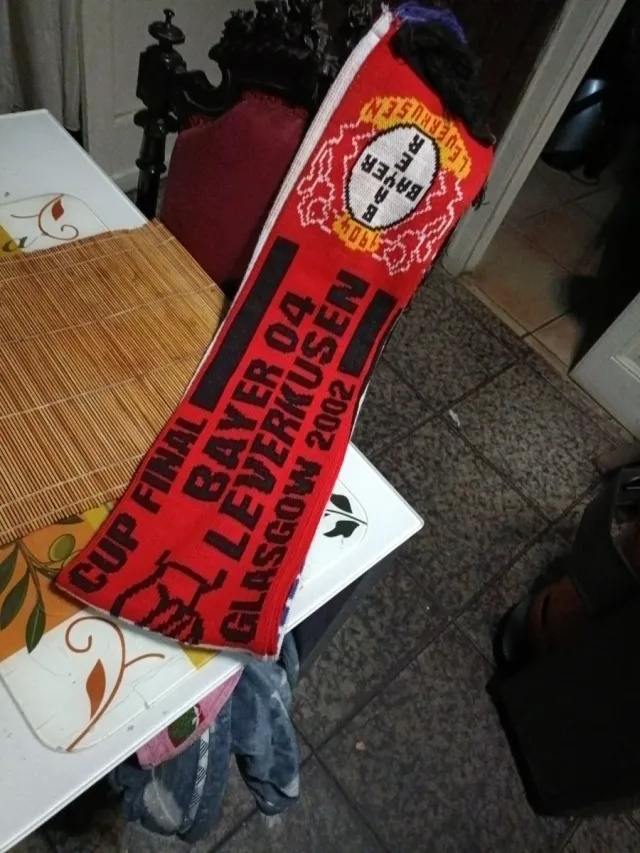 Bufanda Bayer Leverkusen Final Copa 2002 real madr