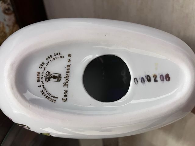 Figura Pato Porcelana marca Casa Bohemia