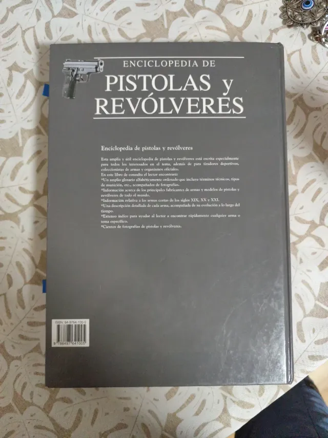 Enciclopedia de pistolas y revólveres (Grandes ...