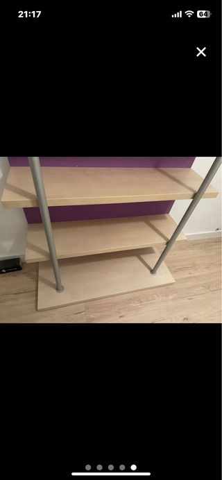 Estantería madera y metal morada